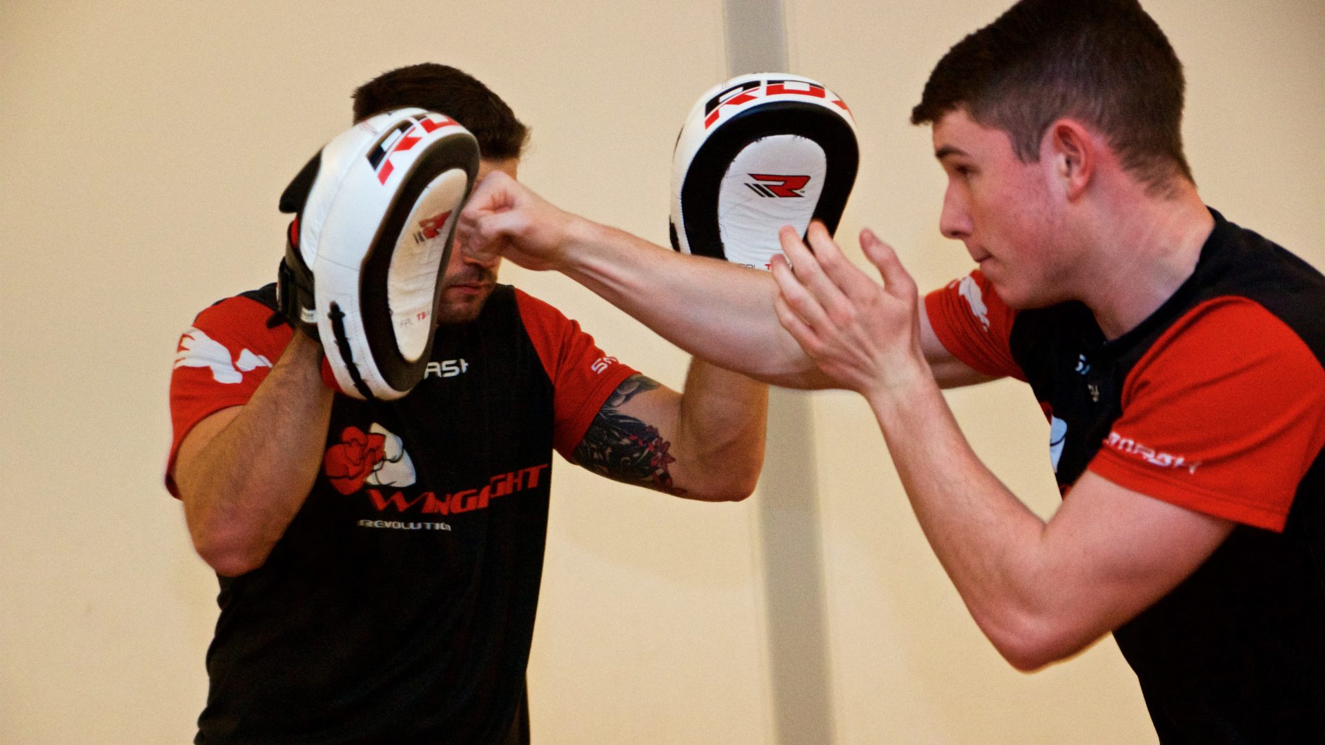 Jugendliche beim Wing Fight-Training