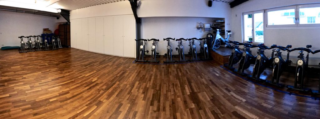 Heller Trainingsbereich im Depot Fitness